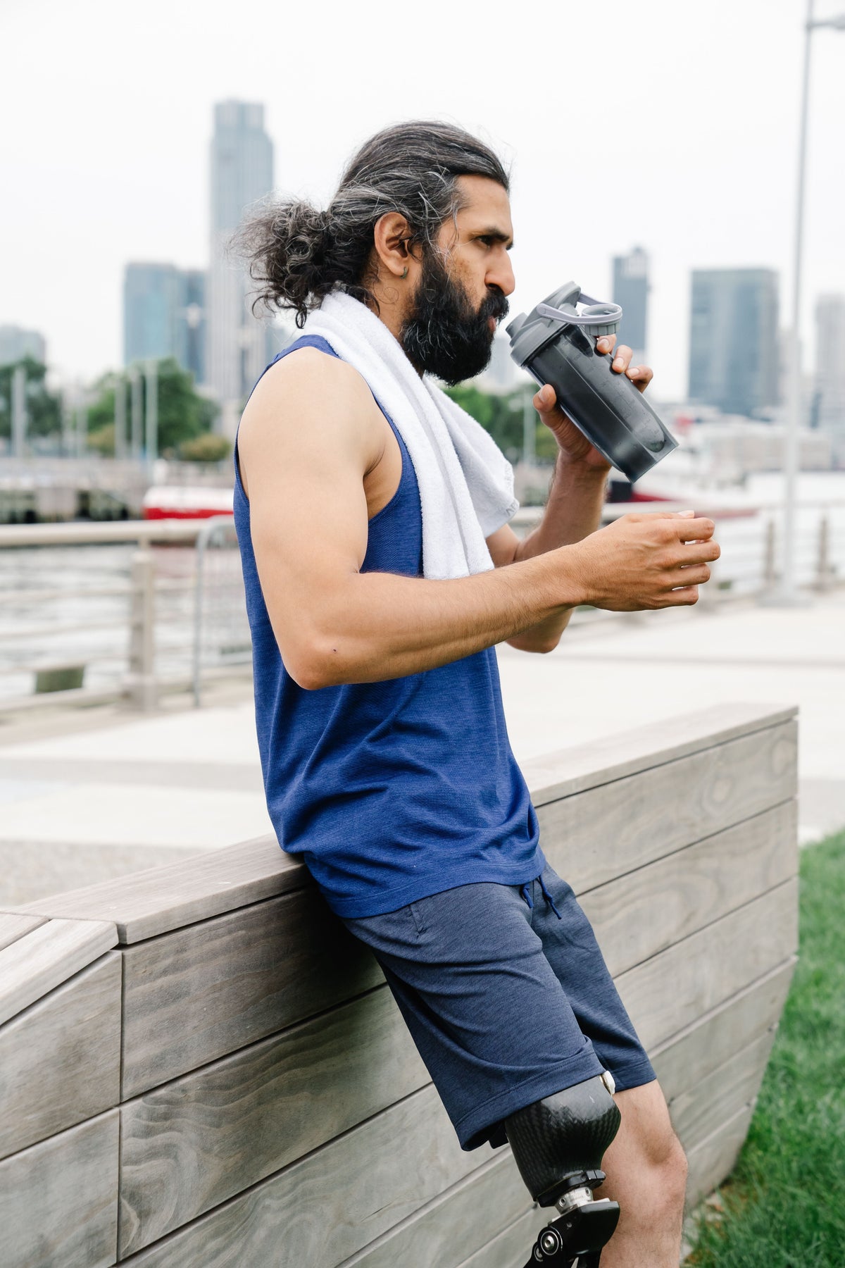 The Pre-Workout Bloat Problem: How Fast-Melt Tech Eliminates Gym Nausea
